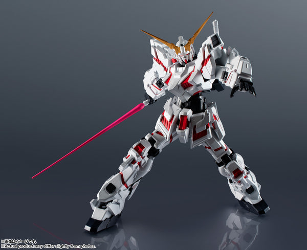 Tamashii Nations Gundam Universe Unicorn Gundam (Renewal) Action Figure