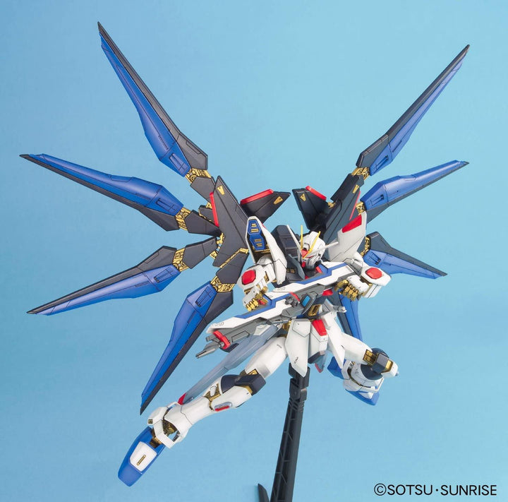 Bandai Strike Freedom Gundam MG 1/100 Model Kit - A-Z Toy Hobby