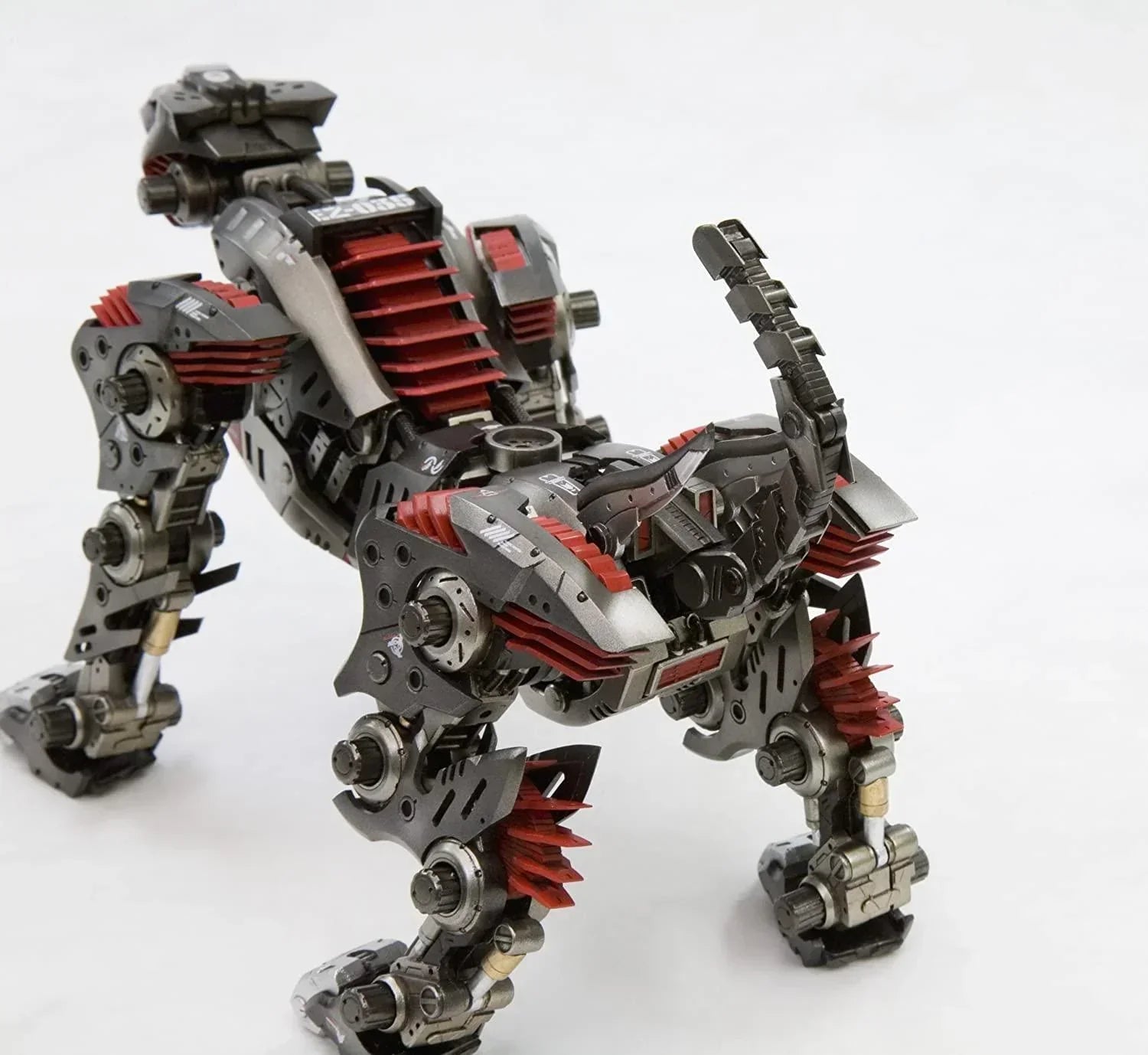 Zoids 020 EZ-035 Lightning Saix Marking Plus Ver. 1/72 Model Kit - A-Z Toy Hobby