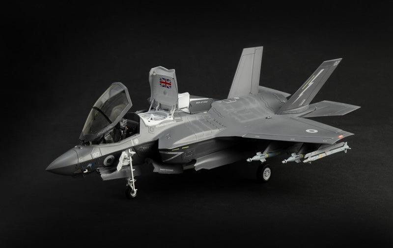 Italeri #2810 F-35 B Lightning II STOVL Version 1/48 Model Kit - A-Z Toy Hobby