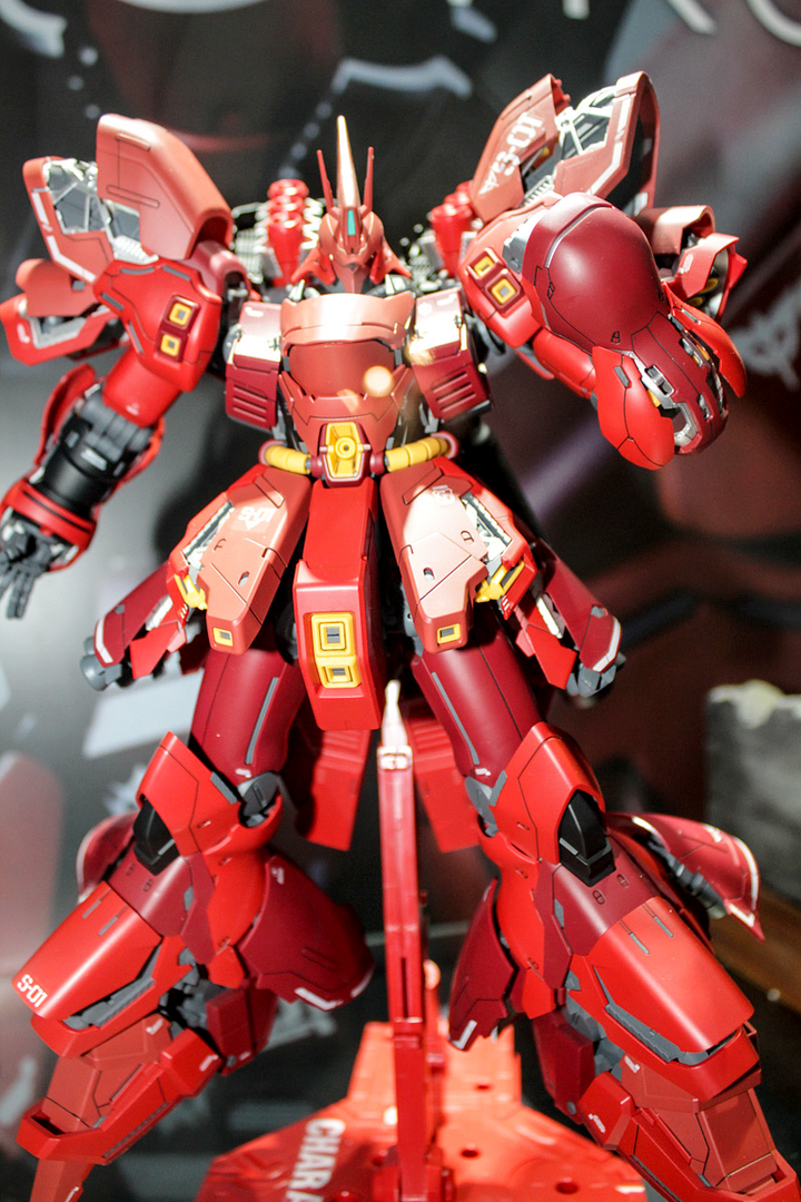 Bandai Sazabi Ver. Ka MG 1/100 Model Kit - A-Z Toy Hobby