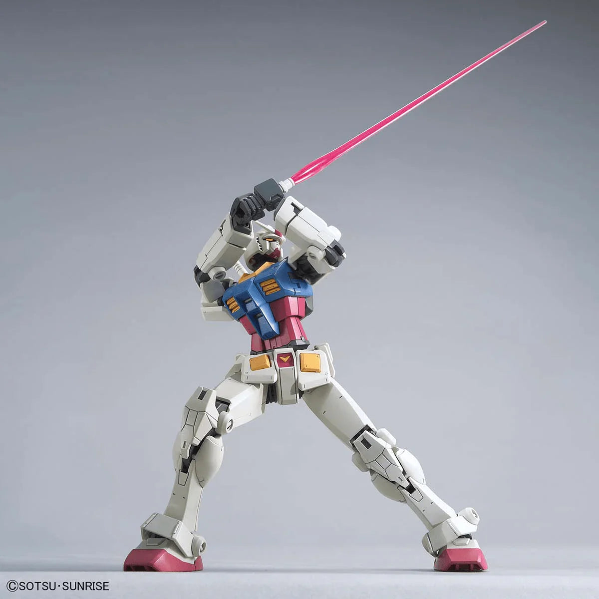 Bandai RX-78-2 Gundam Beyond Global HG 1/144 Model Kit - A-Z Toy Hobby