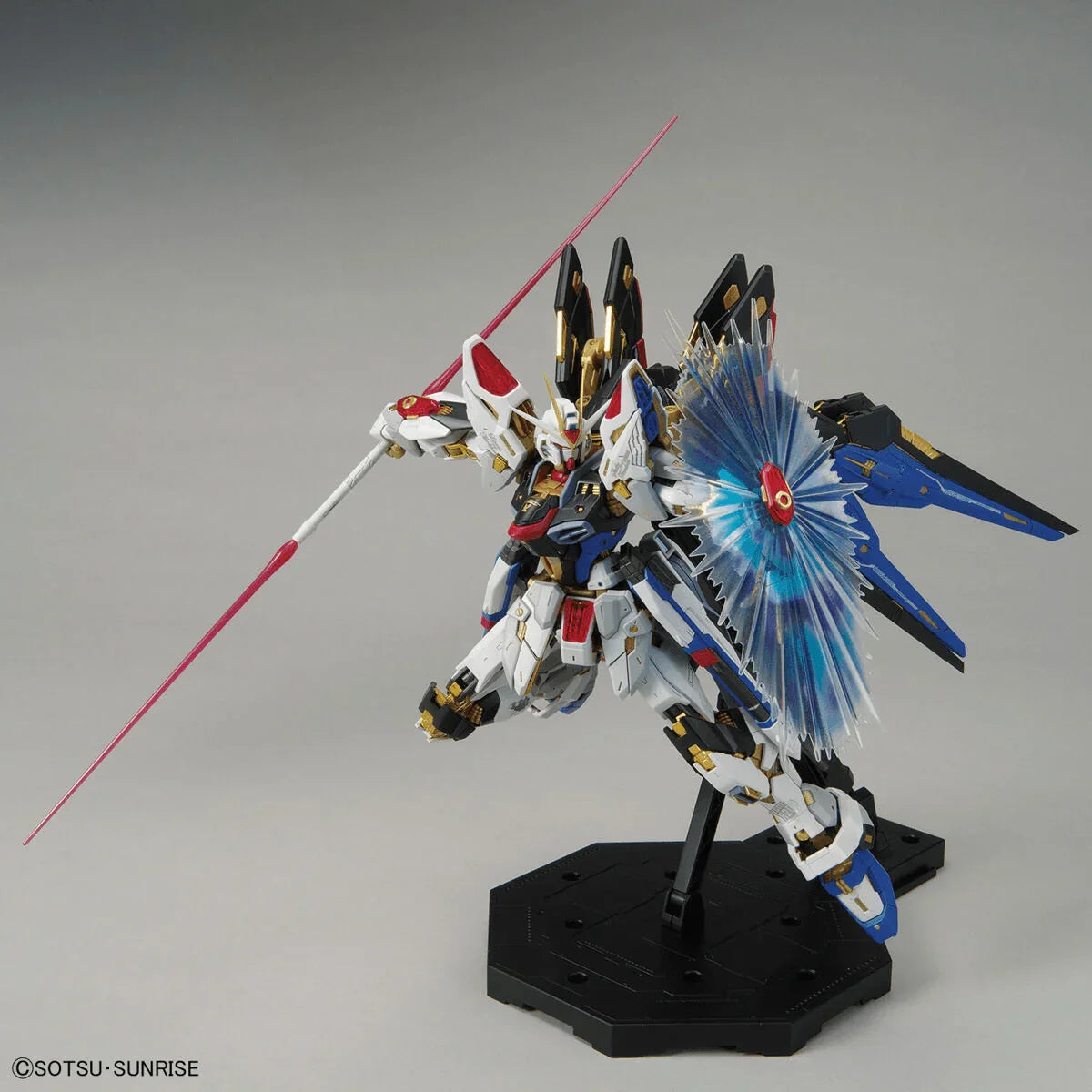 【新品】MGEX 1/100 STRIKE FREEDOM GUNDAM Amazon.com: Bandai Hobby - Gundam Seed Destiny - Strike