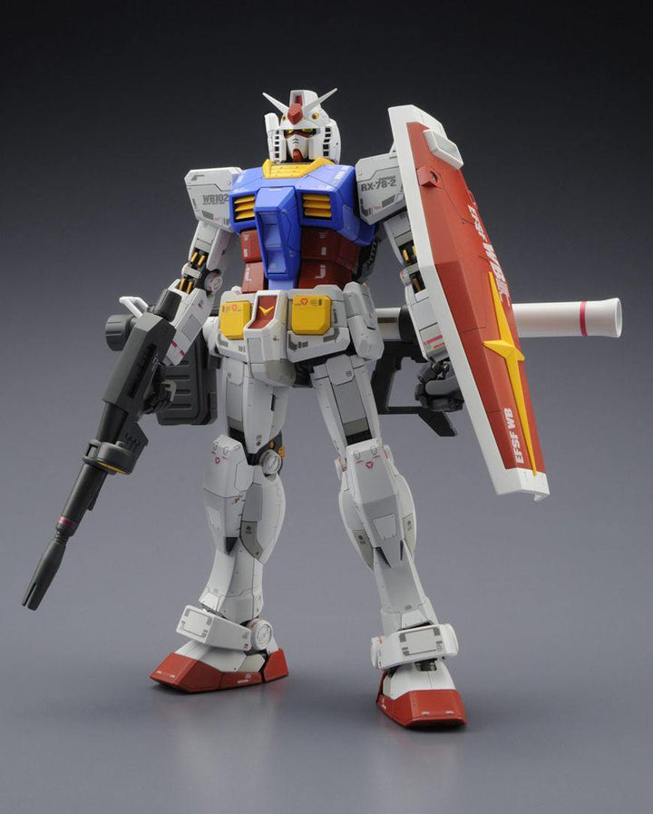 Gundam RX-78-2 Ver 3.0 MG 1/100 Model Kit - A-Z Toy Hobby