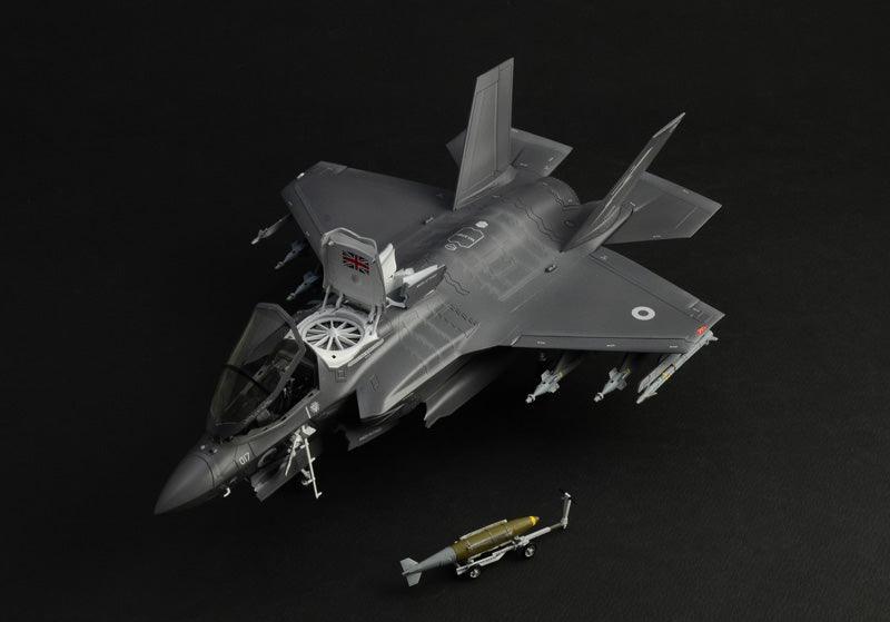 Italeri #2810 F-35 B Lightning II STOVL Version 1/48 Model Kit - A-Z Toy Hobby