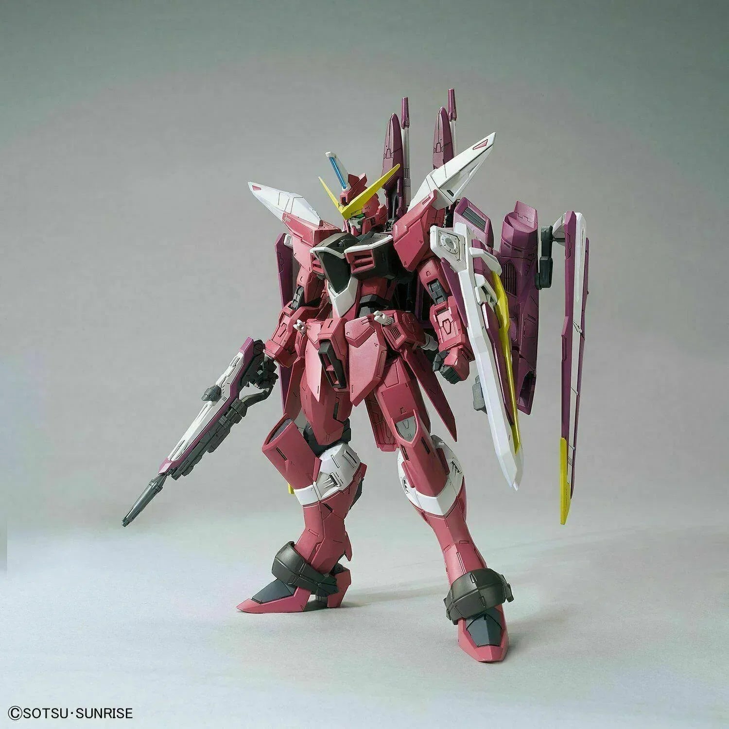 Bandai Justice Gundam MG 1/100 Model Kit – A-Z Toy Hobby
